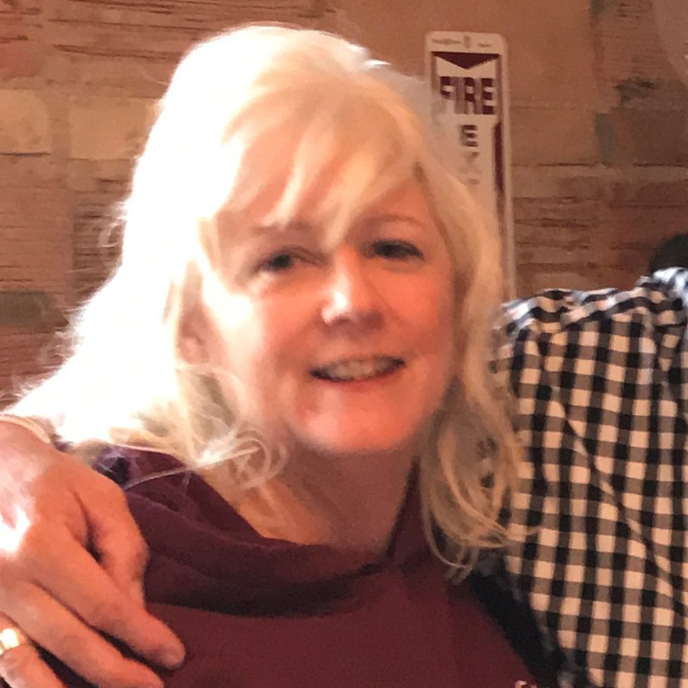 Meet your Posher, Suzanne